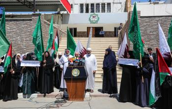 جانب من الوقفة النسائية اليوم (الأناضول)