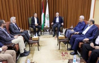 هنية وملادينوف خلال لقاء سابق (أرشيف)