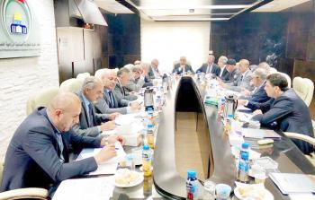 جانب من الجلسة الاعتيادية للغرفة التجارية أمس 