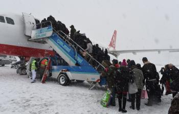 الثلوج تعيق الرحلات الجوية التركية لليوم الثالث على التوالي (أ ف ب)