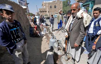 اليمن تعاني من أزمة غاز خانقة (أ ف ب)