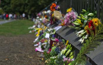  الزهور على أرواح الضحايا في مدينة كرايتس تشيرش