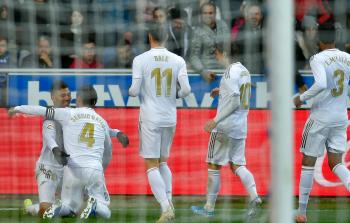 فرحة لاعبي ريال مدريد بإحرازهم الهدف الأول