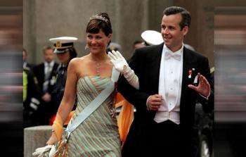 آري بيهن ومارثا لويس