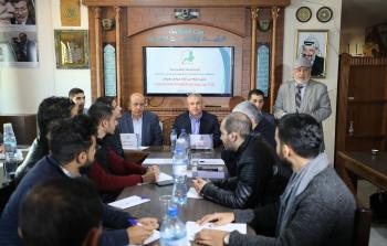 جانب من اللقاء - عدسة: صحيفة فلسطين