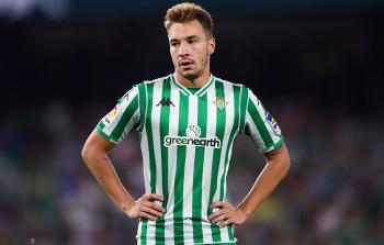 لورين مورون، مهاجم ريال بيتيس الإسباني