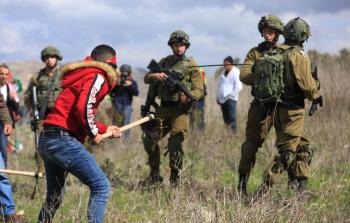 جانب من قمع الاحتلال للمتظاهرين