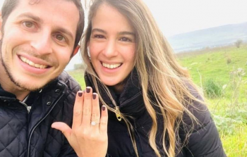 الجندي شاليط مع زوجته الجديدة