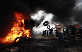 صور من مواجهات اليوم في الضفة (الأناضول)