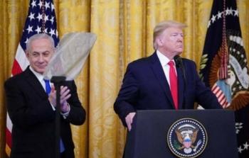 ترامب إلى جانب نتنياهو أثناء الإعلان عن صفقة القرن في واشنطن (أرشيف)