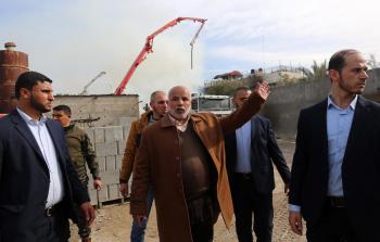 وكيل وزارة الداخلية توفيق أبو نعيم يتابع مجريات الحادث في النصيرات