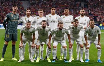لاعبو فريق ريال مدريد في صورة من الأرشيف