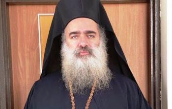 المطران حنا .. (أرشيف)