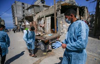 تعقيم مرافق بغزة خشية 