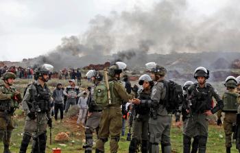 مواجهات بين الاحتلال والمواطنين بالضفة (أ ف ب)