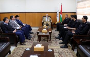 جانب من لقاء المستشار عابد مع وفد الدفاع المدني