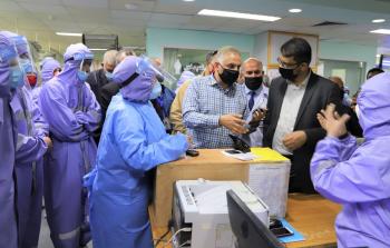 أبو الريش في جولة تفقدية في مستشفى غزة الأوروبي