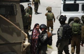 جيش الاحتلال يعتقل سيدة من يعبد