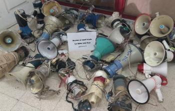حملة سابقة نفذتها بلديات قطاع غزة لمنع استخدام مكبرات الصوت من قبل الباعة المتجولين (أرشيف)