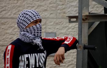 شاب فلسطيني خلا مواجهات مع الاحتلال في كفر قدوم أمس