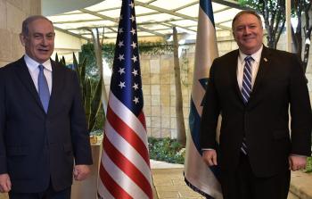 نتنياهو وبومبيو في لقاء مشترك أمس (وكالات)