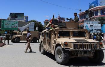 قوات أفغانية تتأهب مع الهجوم على المسجدين (الفرنسية)