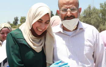 الأسيرة المحررة شذى حسن لحظة الإفراج عنها من سجون الاحتلال