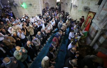 أداء صلاة الغائب على روح الأمين العام السابق لحركة الجهاد رمضان شلح بغزة (تصوير محمود أبو حصيرة)