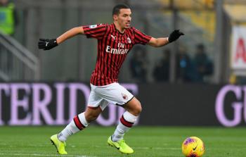 اللاعب الجزائري إسماعيل بن ناصر (أرشيف)