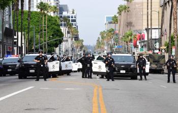 عناصر من الشرطة الأمريكية وسط العاصمة واشنطن (الفرنسية)