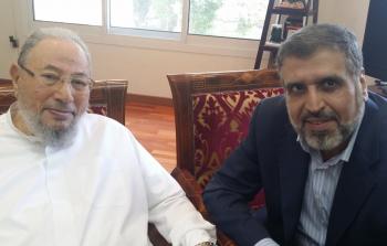 لقاء سابق جمع الأمين العام لحركة الجهاد الراحل رمضان شلح مع رئيس اتحاد العلماء المسلمين السابق العلامة يوسف القرضاوي