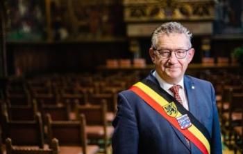 عمدة مدينة بروج البلجيكية ديرك دي فو