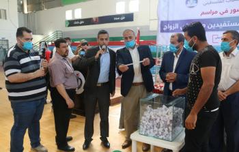 جانب من إجراء قرعة اختيار المستفيدين