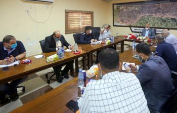 أبو نعيم يترأس اجتماعا للداخلية