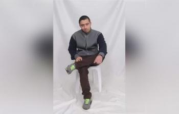 الأسير سحبان وائل الطيطي في صورة من داخل أسره