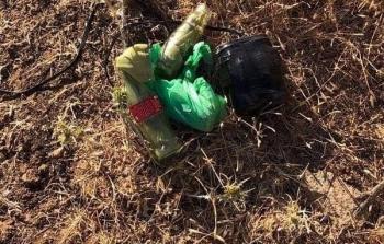 زجاجات حارقة وأكواع متفجرة