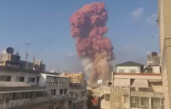 مشهد حي لتفجير بيروت