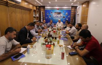 الوفد الزائر في رحاب صحيفة فلسطين