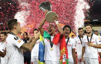 جانب من لحظة التتويج