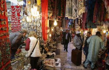 صورة أرشيفية لأسواق القدس المحتلة