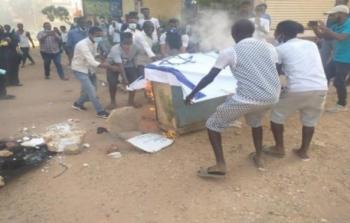 مظاهرات سودانية رافضة للتطبيع مع الاحتلال الإسرائيلي