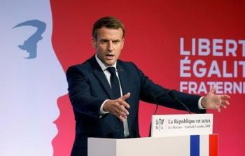 ماكرون يصدر تصريحات مسيئة للإسلام