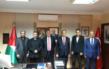 لقاء بين قيادة حركتي فتح وحماس في إطار المصالحة