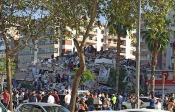 آثار الزلزال