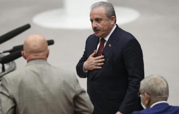 رئيس البرلمان التركي مصطفى شنطوب