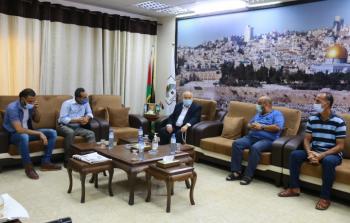 جانب من لقاء بحر مع عائلة الصعيدي