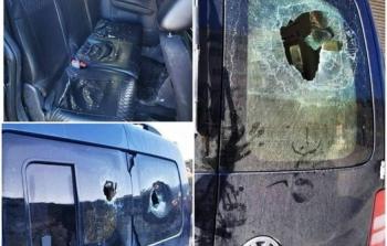 مستوطنون يرشقون مركبات المواطنين بالحجارة جنوب جنين