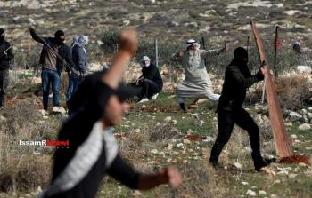 إصابة بالرصاص وعشرات بالاختناق خلال مواجهات في رام الله ونابلس