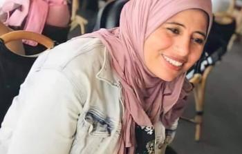 الموظفة الأممية والناشطة الحقوقية 