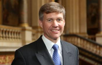 القنصل البريطاني العام في القدس المحتلة فيليب هول (أرشيف)